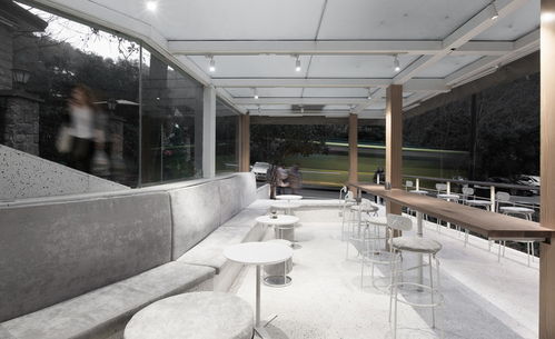 杭州半山单色咖啡店空间设计案例解析与十大专业餐饮设计公司分享